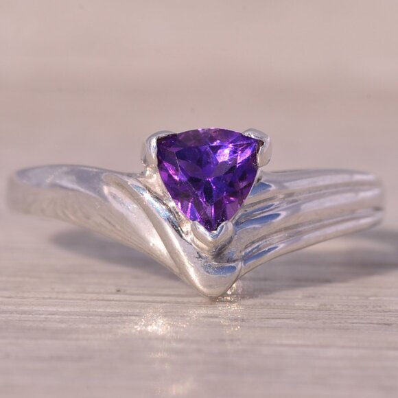 Trilliant Cut Natural Amethyst in White Gold